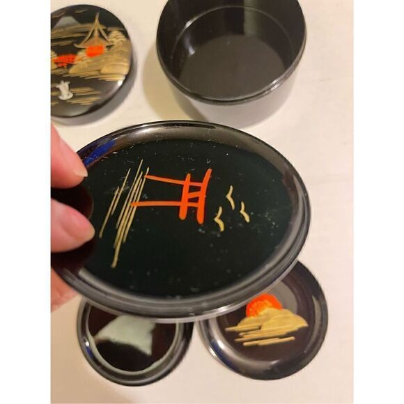 Vintage Japanese AIZU Black Lacquerware Set of 5 Coasters / Sauce Bowls - Picture 7 of 7